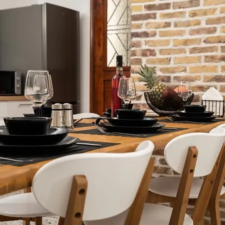 Σπίτι διακοπών Michalis Nchouse 33 *