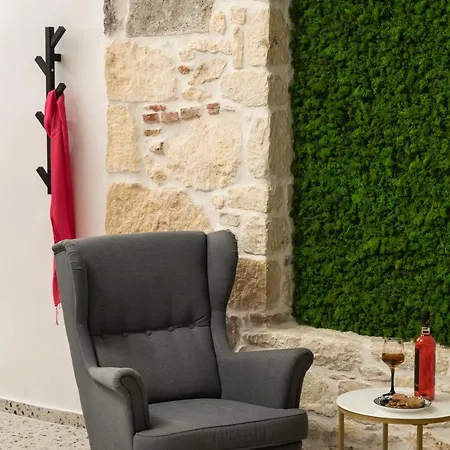 Hébergement de vacances Michalis Nchouse 33 *