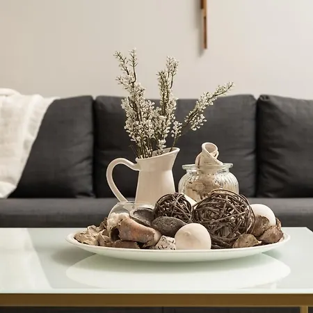 Michalis Nchouse 33 *