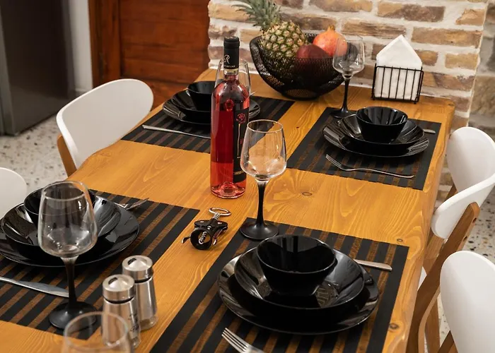 Michalis Nchouse 33 Dom wakacyjny