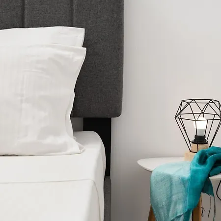 Michalis Nchouse 33 別荘